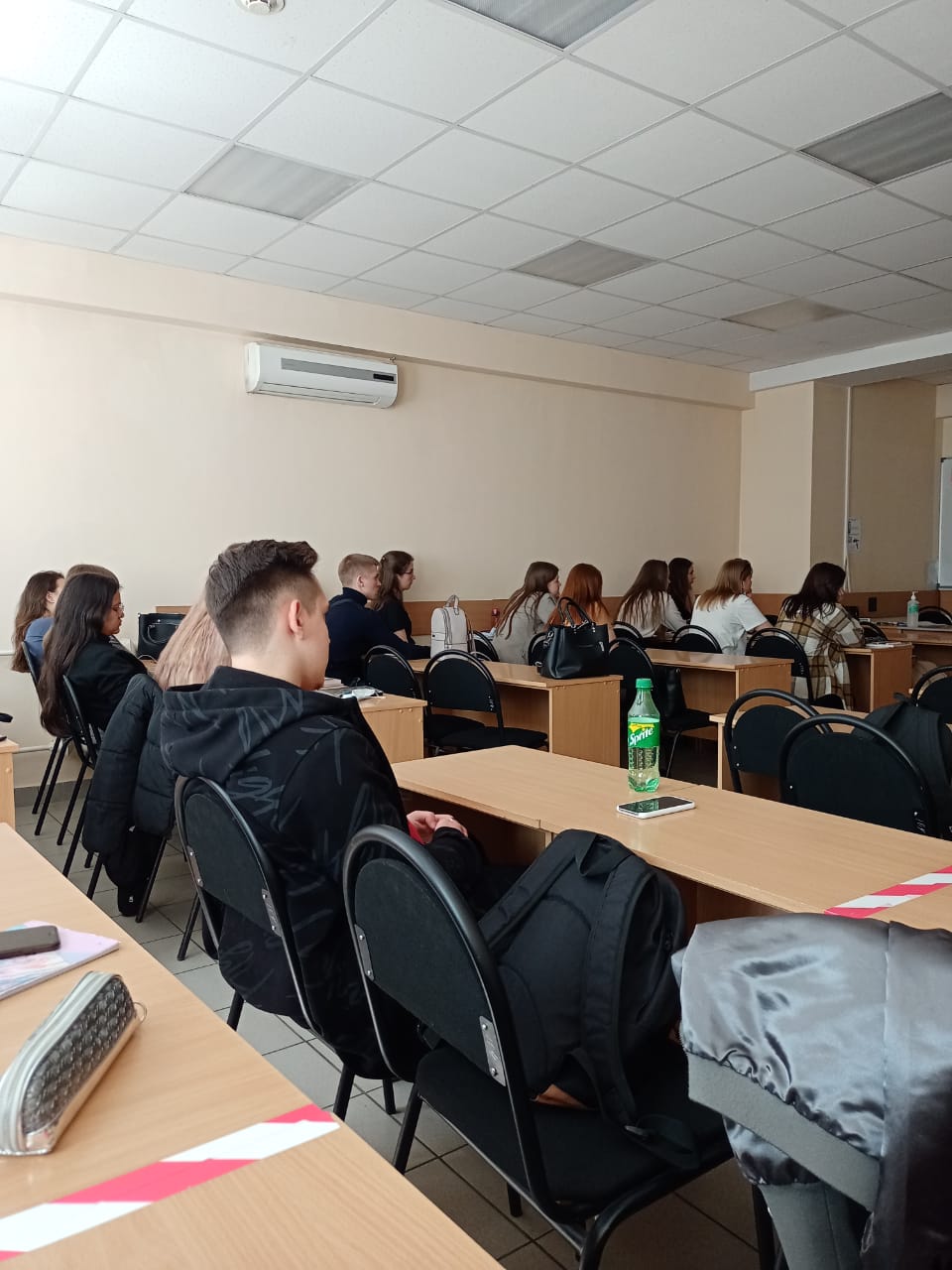 Продолжается серия мероприятий по профилактике экстремистских проявлений среди молодежи, проводимых министерством совместно с ГУ МВД России по Иркутской Области