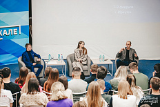 061-MkbUNjYXY-M.jpg