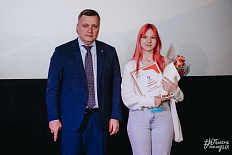 060-elzdy0cD-MM.jpg