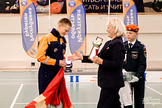 084-onD18UcrCrM.jpg
