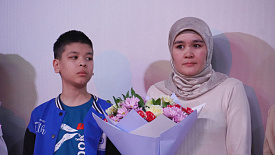 100-We3_dYyH6qI.jpg