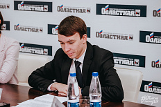 04-qJbDvOiakzs.jpg