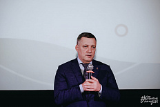024-z-KnM-VIXs.jpg